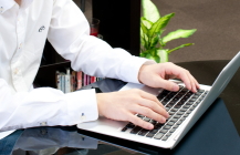 �O�d������s�Ńz�[���y�[�W����G�b�Z���X