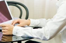 �O�d������s�Ńz�[���y�[�W����G�b�Z���X